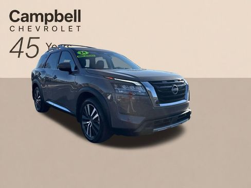 Used 2024 Nissan Pathfinder Platinum w/ Cargo Package AWD/4WD image 8