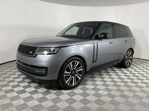 Certified 2023 Land Rover Range Rover SE image 1