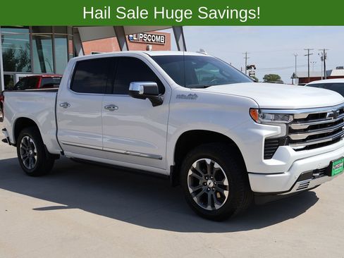 Used 2025 Chevrolet Silverado 1500 High Country w/ Technology Package AWD/4WD image 5