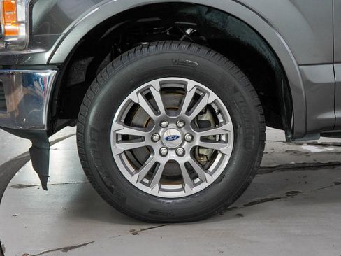 Used 2020 Ford F150 Lariat RWD image 28