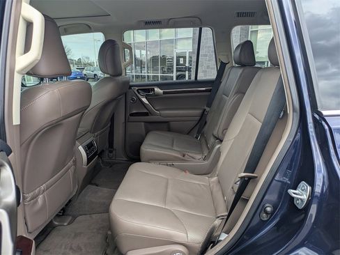 Used 2019 Lexus GX 460 Luxury image 15