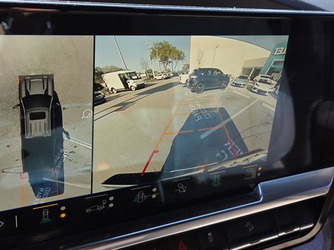 Used 2024 Chevrolet Silverado 2500 LTZ w/ LTZ Plus Package image 26