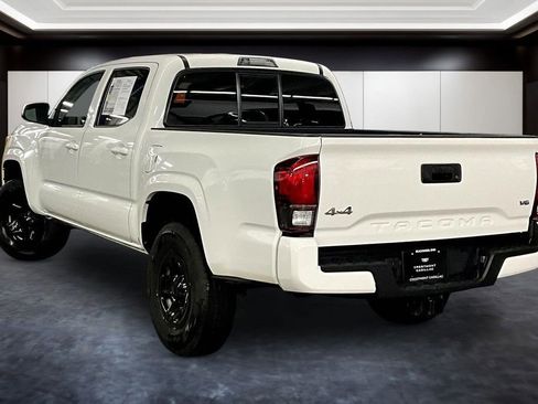 Used 2023 Toyota Tacoma SR AWD/4WD image 4