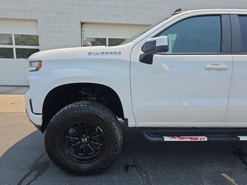 Used 2020 Chevrolet Silverado 1500 LT w/ All-Star Edition AWD/4WD image 17
