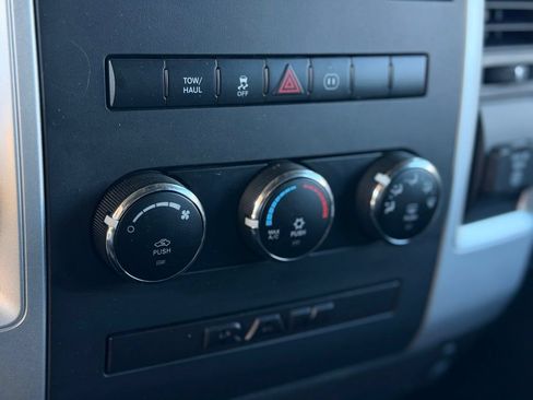 Used 2012 RAM 1500 Classic SLT w/ Popular Equipment Group AWD/4WD image 33