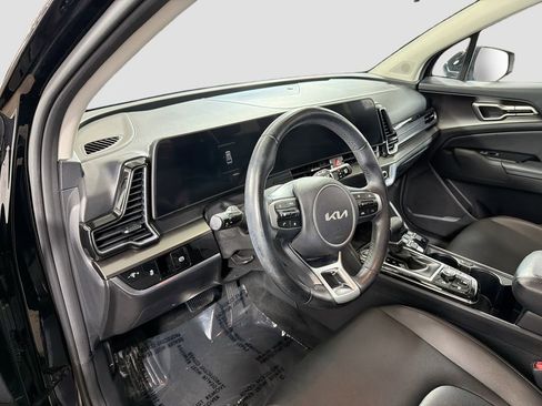 Used 2023 Kia Sportage EX FWD image 12