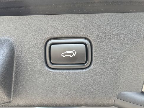 Used 2024 Kia Sportage SX FWD image 9