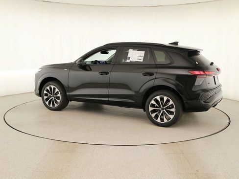 New 2026 Audi Q3 quattro 2.0T AWD/4WD image 3