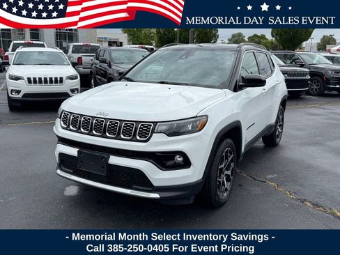 Used 2025 Jeep Compass Limited AWD/4WD image 2