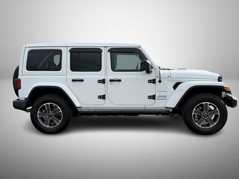 Used 2023 Jeep Wrangler Sahara w/ Cold Weather Group image 5