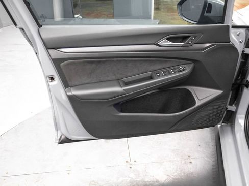 Certified 2024 Volkswagen GTI SE image 21