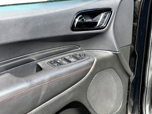 Used 2023 Dodge Durango GT image 12