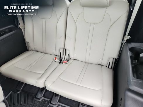 Used 2022 Kia Sorento EX w/ Panoramic Sunroof Package FWD image 29