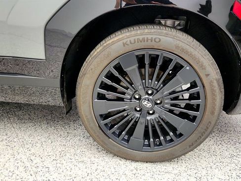 Used 2025 Hyundai Santa Fe Calligraphy AWD/4WD image 9