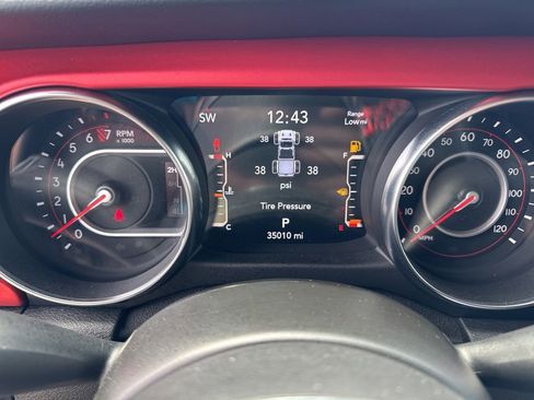 Used 2021 Jeep Gladiator Rubicon image 23