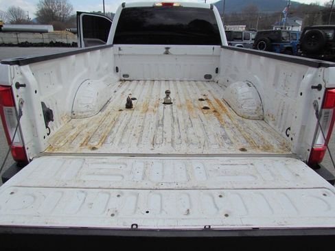 Used 2018 Ford F450 XL w/ XL Value Package AWD/4WD image 27
