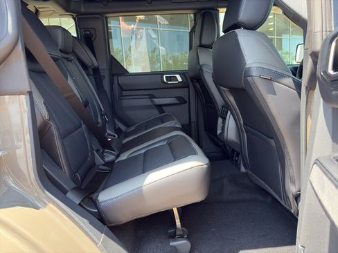 New 2026 Ford Bronco Outer Banks AWD/4WD image 17