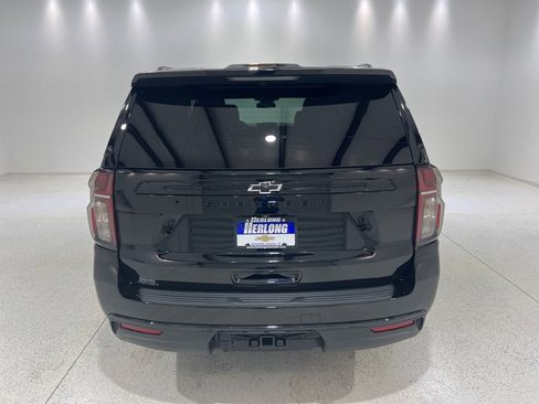 Used 2023 Chevrolet Suburban Z71 w/ Luxury Package image 3
