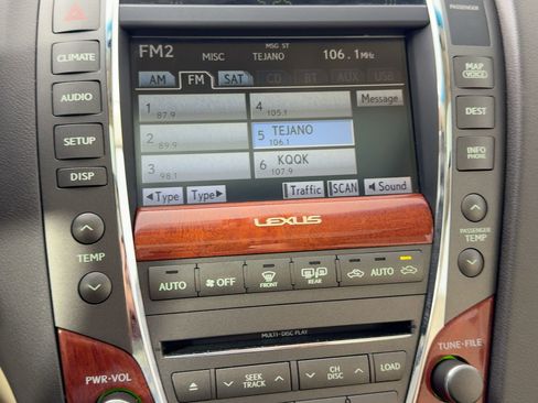 Used 2011 Lexus ES 350 image 23