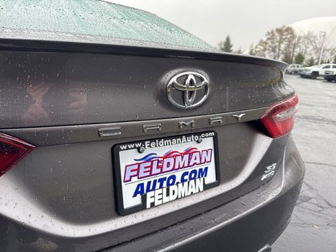 Used 2024 Toyota Camry SE image 29