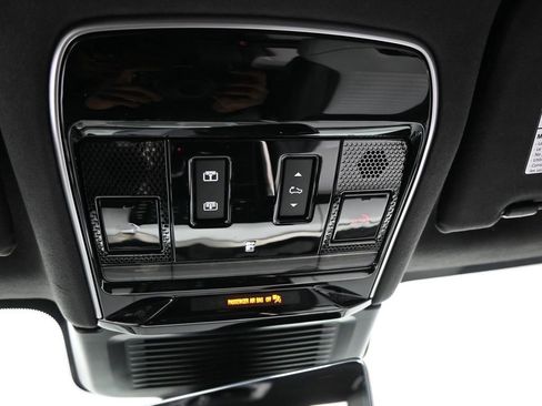 Used 2025 Land Rover Range Rover Sport SV Edition Two image 44