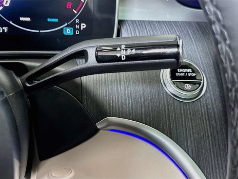 Certified 2025 Mercedes-Benz C 300 4MATIC Sedan image 19