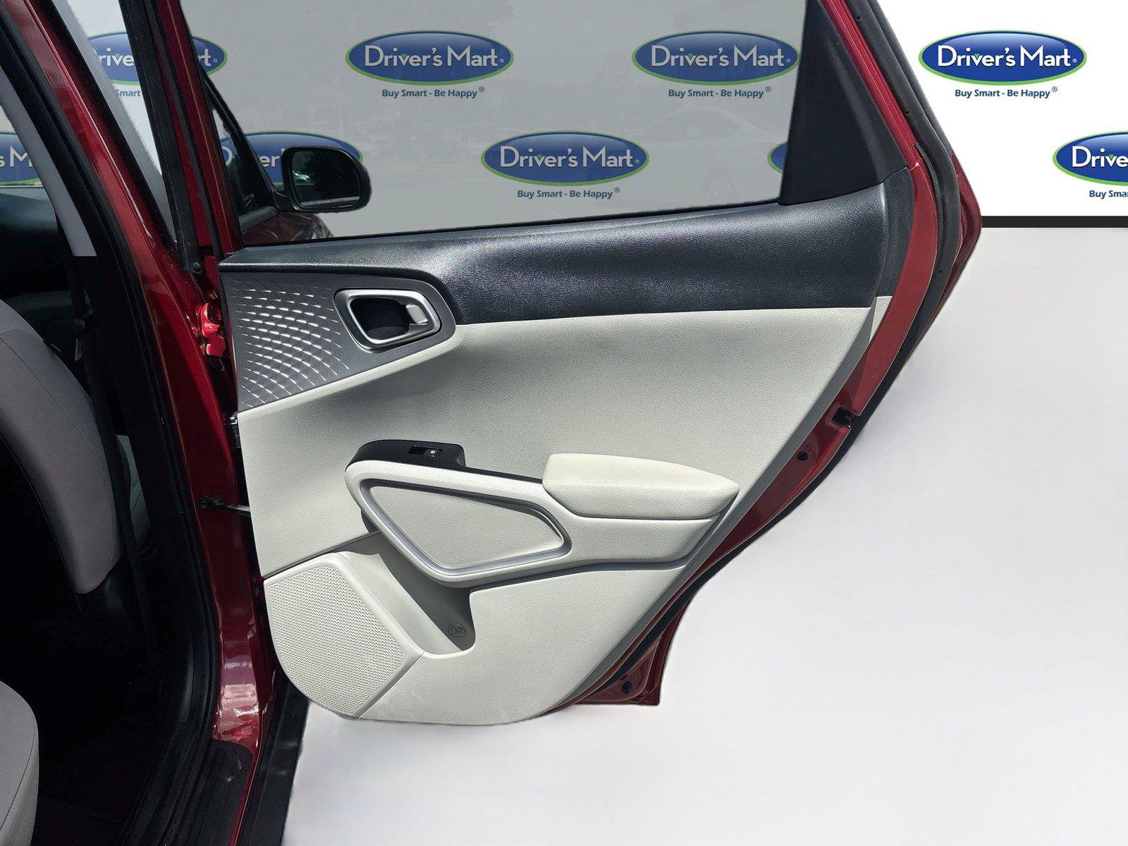 Used 2022 Kia Soul LX w/ Technology Package FWD image 23