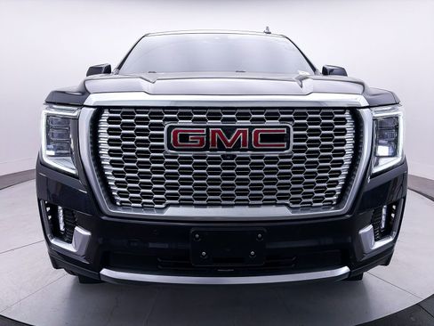 Used 2023 GMC Yukon XL Denali AWD/4WD image 14