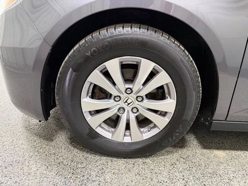 Used 2016 Honda Odyssey SE image 29