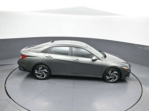 Certified 2024 Hyundai Elantra SEL w/ Convenience Package FWD image 37