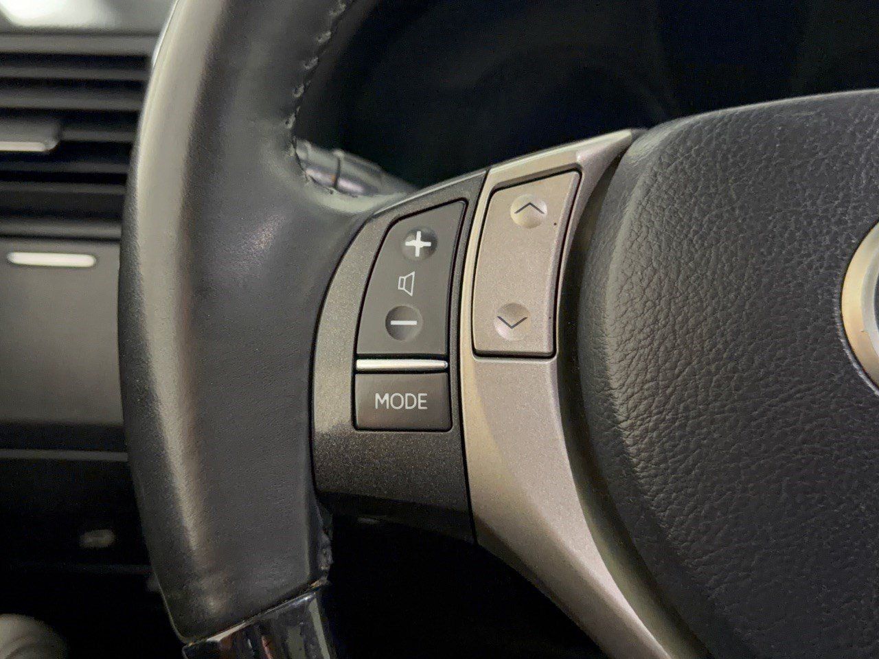 Used 2013 Lexus RX 350 FWD w/ Navigation Pkg image 18