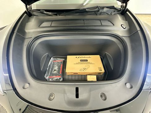 Used 2023 Tesla Model Y Long Range AWD/4WD image 34