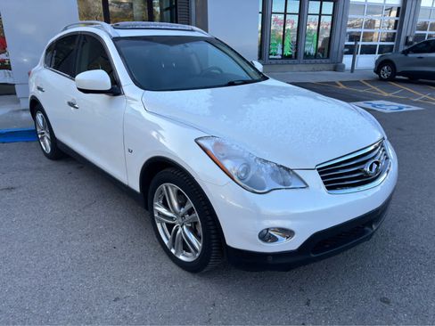 Used 2015 INFINITI QX50 Journey w/ Premium Package image 19
