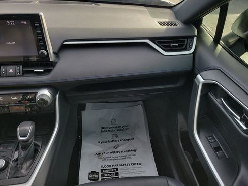Used 2022 Toyota RAV4 XSE image 20