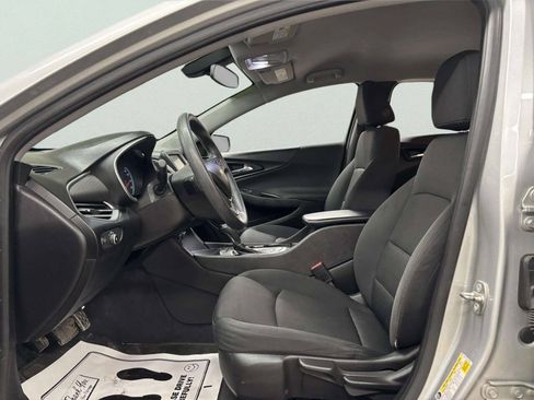 Used 2017 Chevrolet Malibu LS FWD image 12