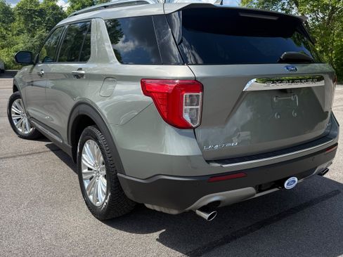 Used 2020 Ford Explorer Limited w/ Class III Trailer Tow Package AWD/4WD image 2