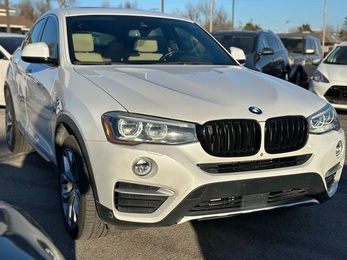 Used 2018 BMW X4 xDrive28i image 4