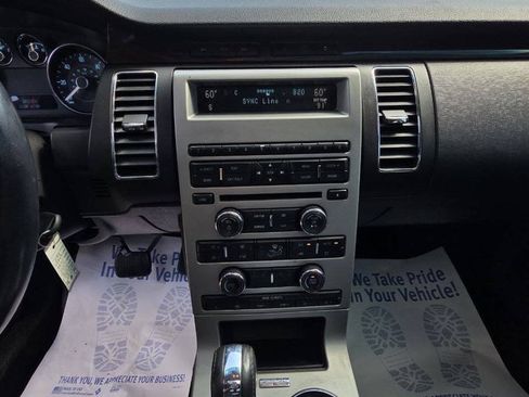 Used 2010 Ford Flex SEL FWD image 22