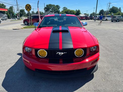 Used 2006 Ford Mustang GT Premium RWD image 24