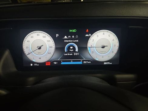 Used 2023 Hyundai Tucson SEL w/ Convenience Package image 3