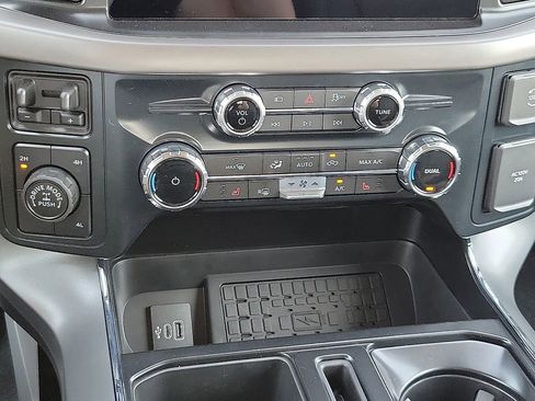 New 2025 Ford F150 XLT w/ Equipment Group 302A MID AWD/4WD image 17