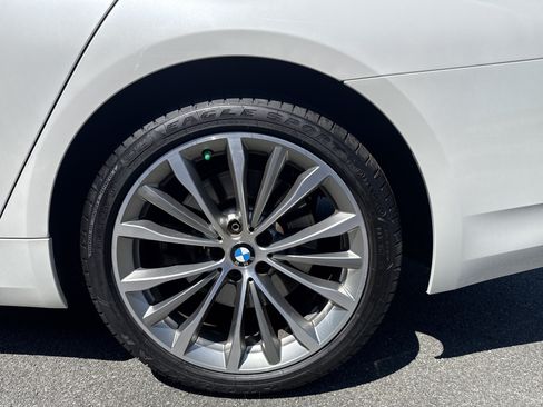 Used 2023 BMW 540i xDrive w/ Premium Package AWD/4WD image 30