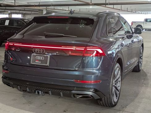 Used 2024 Audi Q8 Prestige w/ Prestige Package image 5