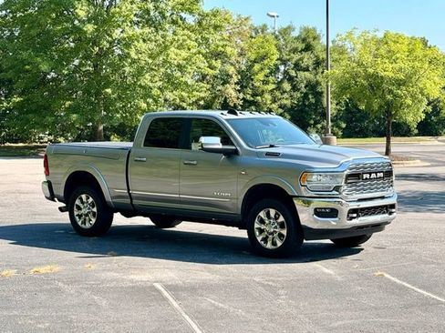 Used 2022 RAM 2500 Limited AWD/4WD image 10