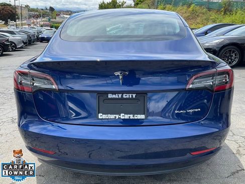 Used 2022 Tesla Model 3 Long Range AWD/4WD image 4