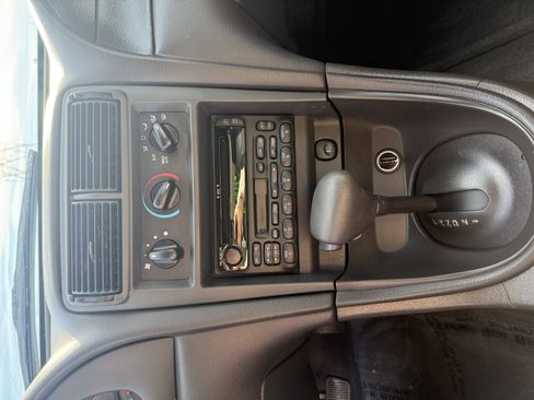 Used 2002 Ford Mustang GT image 13