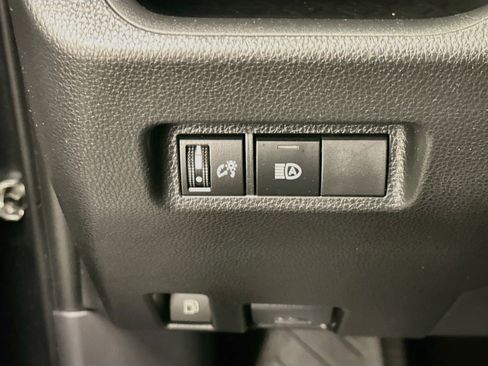 Used 2024 Toyota RAV4 LE AWD/4WD image 17