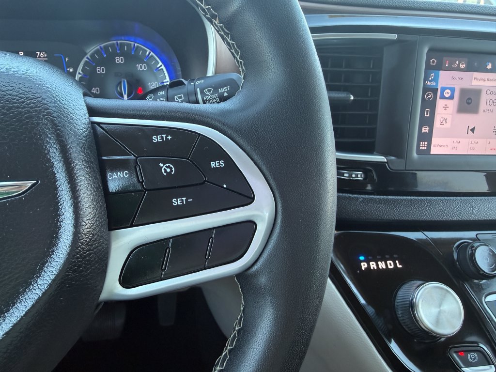 Used 2023 Chrysler Voyager LX FWD image 21