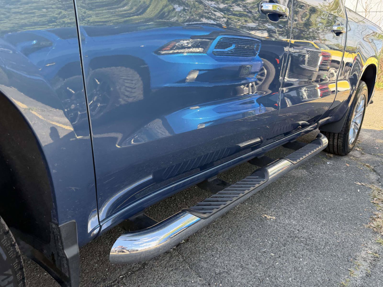 Certified 2024 Chevrolet Silverado 1500 LTZ w/ LTZ Premium Package AWD/4WD image 9