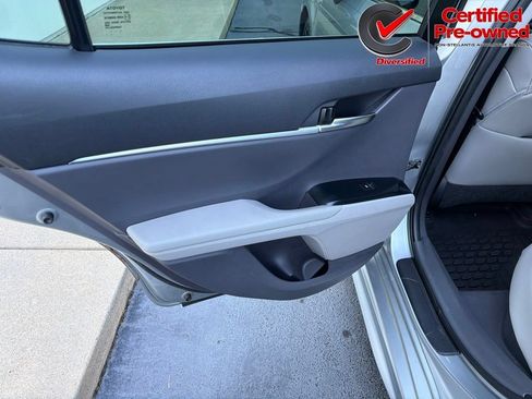 Used 2018 Toyota Camry SE w/ Audio Package FWD image 33